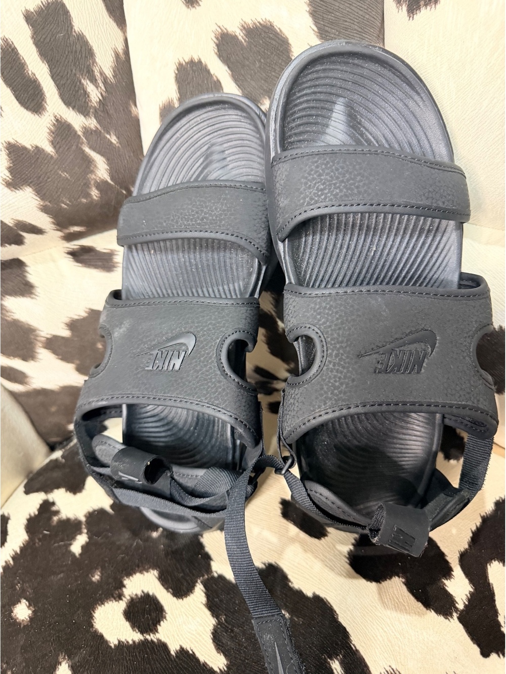 Nike Black Adjustable Strap Sandals Size 8 US / 39 EUR